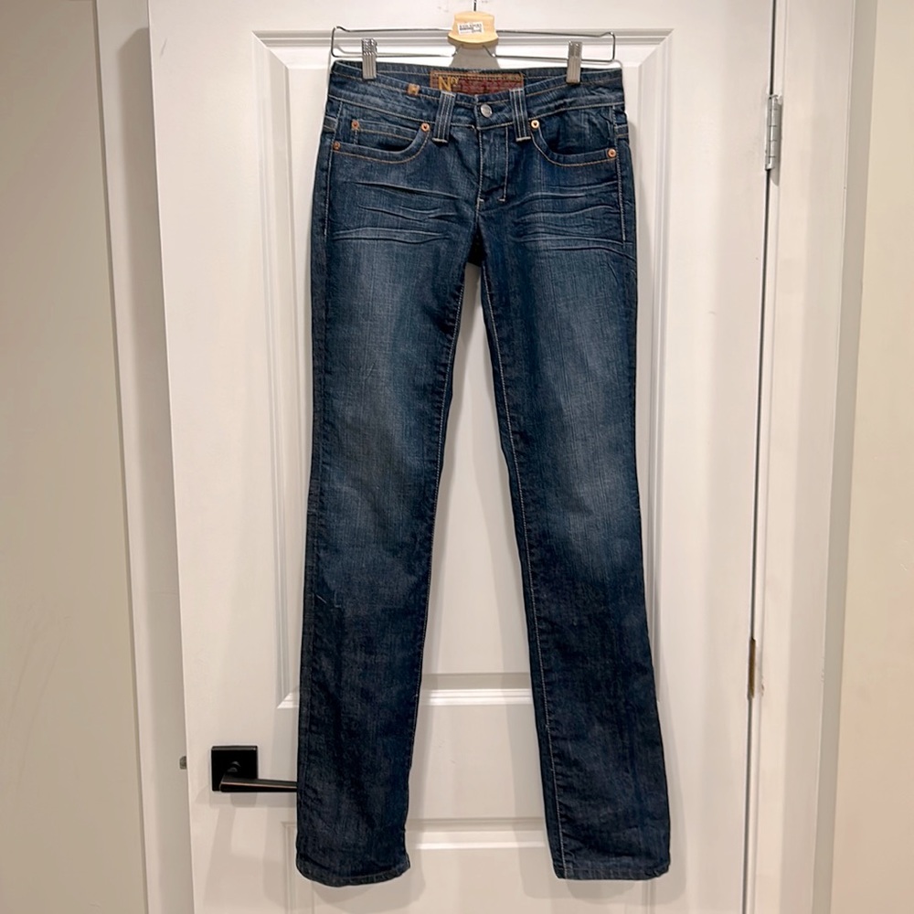 Notify Hellebora Straight Leg Jeans